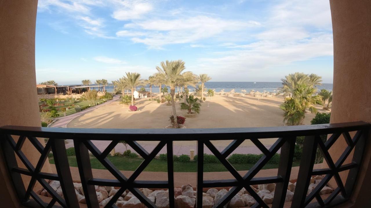 Wadi Lahmy Azur - Soft Complex Abū Ghuşūn